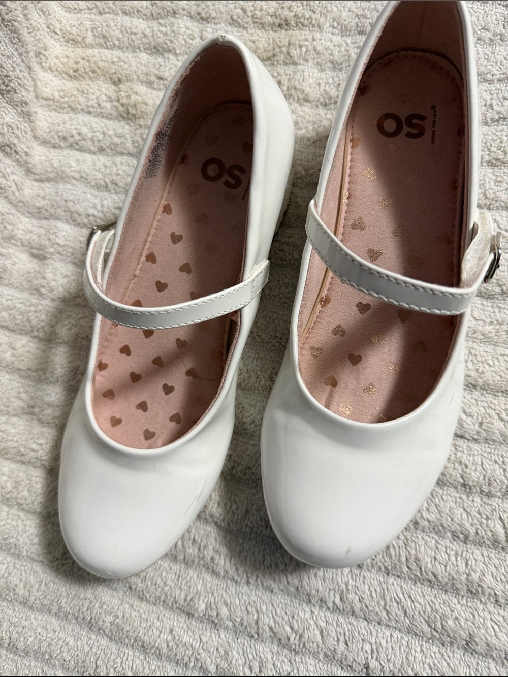SO White Girls Mary Jane Shoes with Pink Heart Insole